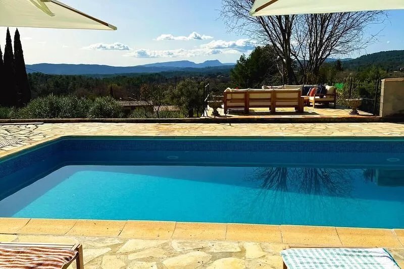 House 10/12 beddings, swimming pool & view