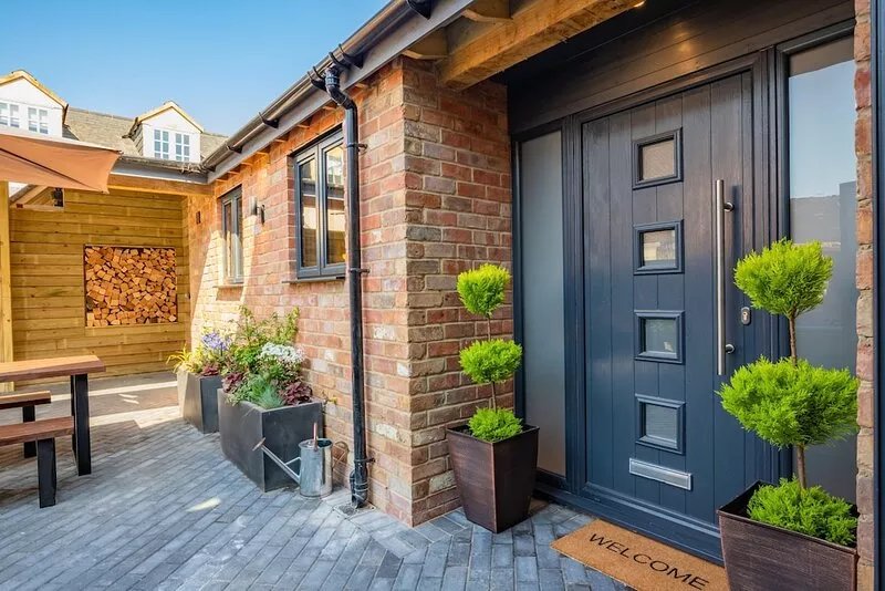 The Old Candle Shop - sleeps 4 guests  in 2 bedrooms