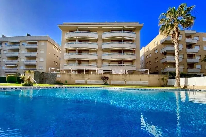 Apartment 30 meters from the beach