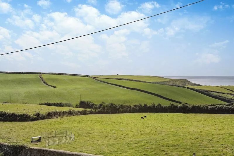 3 bedroom accommodation in Hartland Point