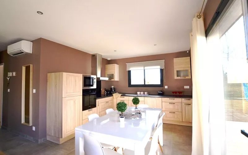 VILLA MARIE LUCIE new 6 pers heated pool & SPA CAP D'AGDE 350 M BEACHES