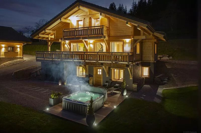 Chalet Marinaka - alpine luxury chalet for 11, jacuzzi - OVO Network