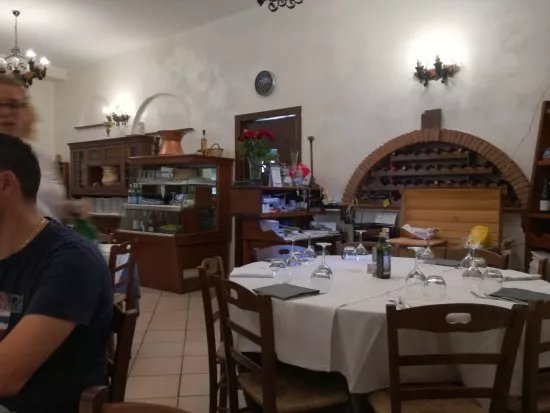Ristorante Pizzeria Bar LA GIARA