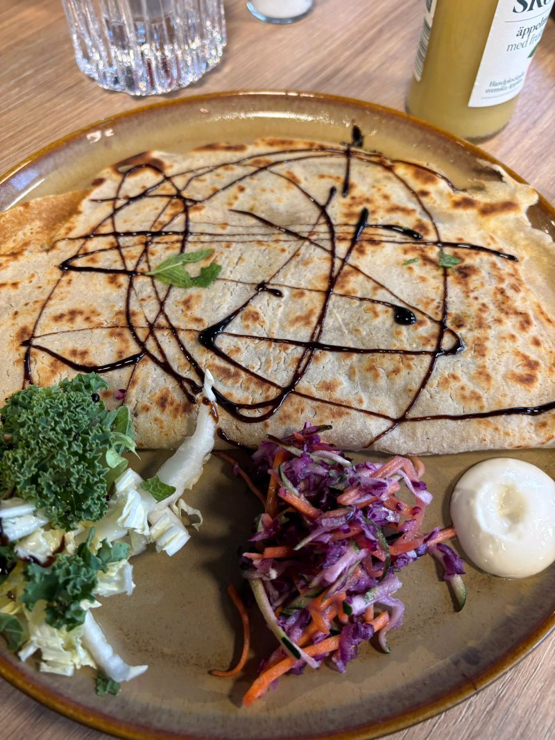 The Glassblower Cafe & Creperie
