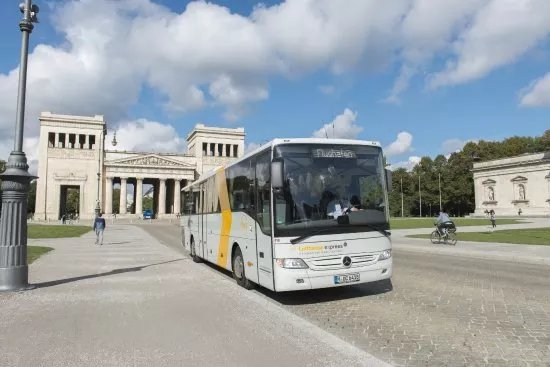 Lufthansa Express Bus