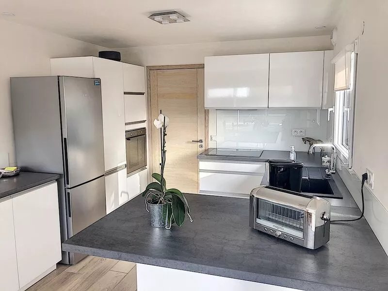 New house located in Le Bono in the Gulf of Morbihan, shops on foot, quiet