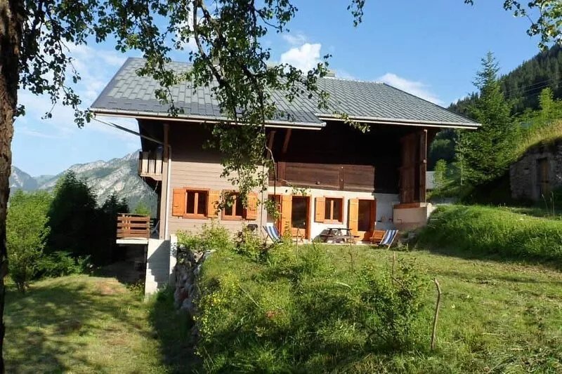 Apartment 90 m2 in a chalet, 6 persons,due south, any comfort, terrace