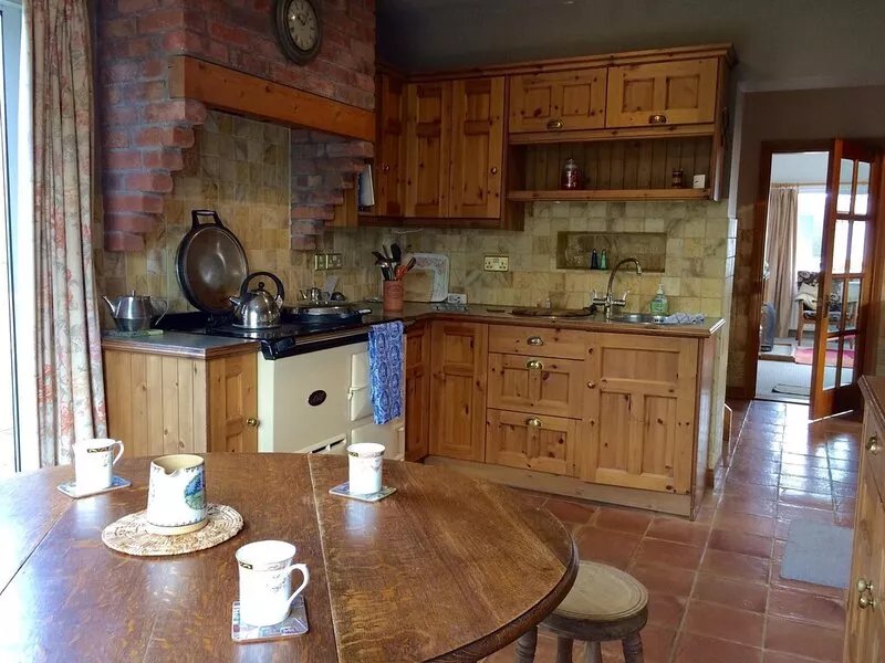 Cosy and stylish home, convenient location for exploring Fermanagh Lakelands