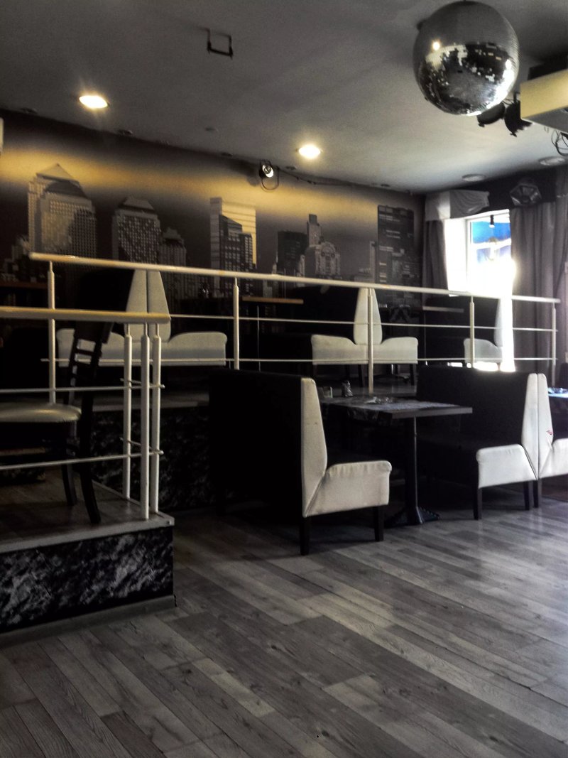 Broadway Restaurant