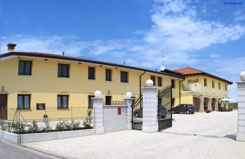 Agriturismo Ai Laghi