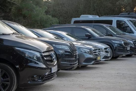 Paros Taxi & Minibus Services Petropoulos
