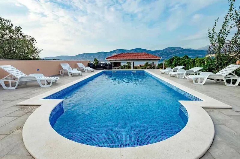 Apartment with pool, Korcula island