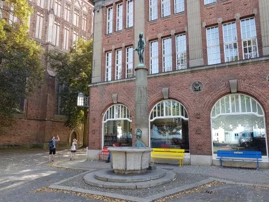 Steinbockbrunnen