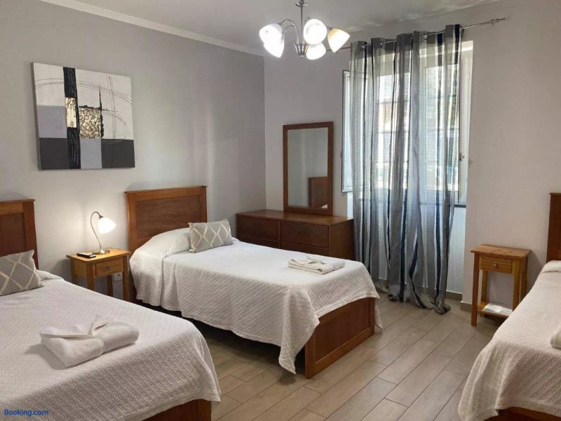 Hospedaria Isaias