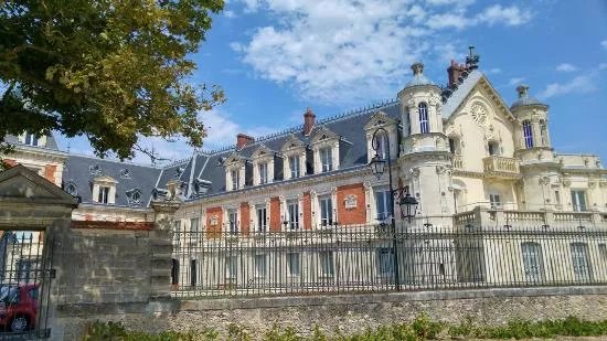 Musee de la Batellerie Et des Voies Navigables