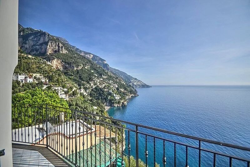 Villa Ursula B: A charming apartment that covers the entire top floor of a