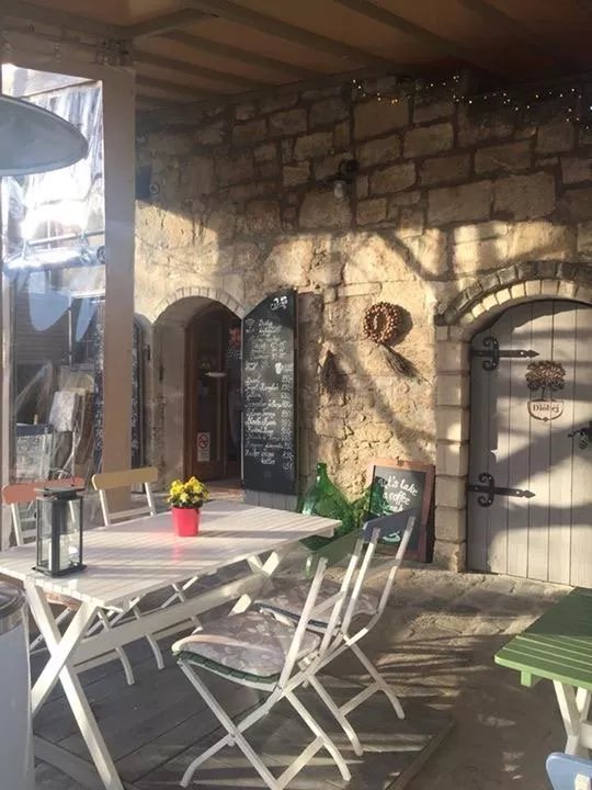 Diohej Cafe & Bistro