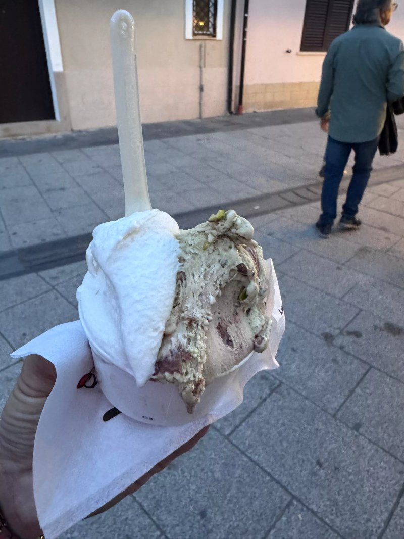 Gelateria Lavi