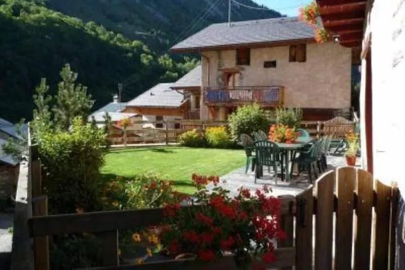 Saint Martin De Belleville: flat in chalet with character