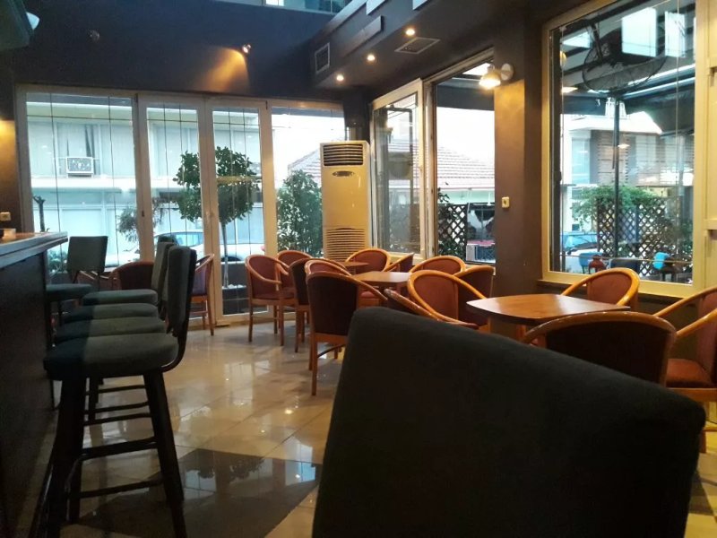 Karma Cafe-Bar