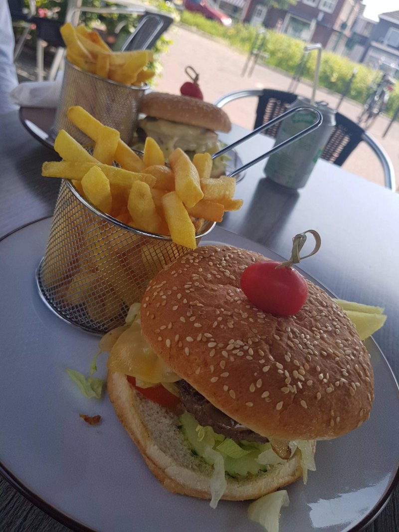 Cafetaria & Lunchroom Wombarg's Poortje