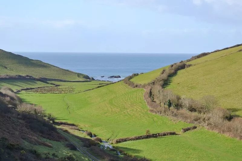 AYRMER HOUSE, family friendly, with open fire in Ringmore