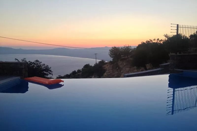 VILLA in the sky over the sea