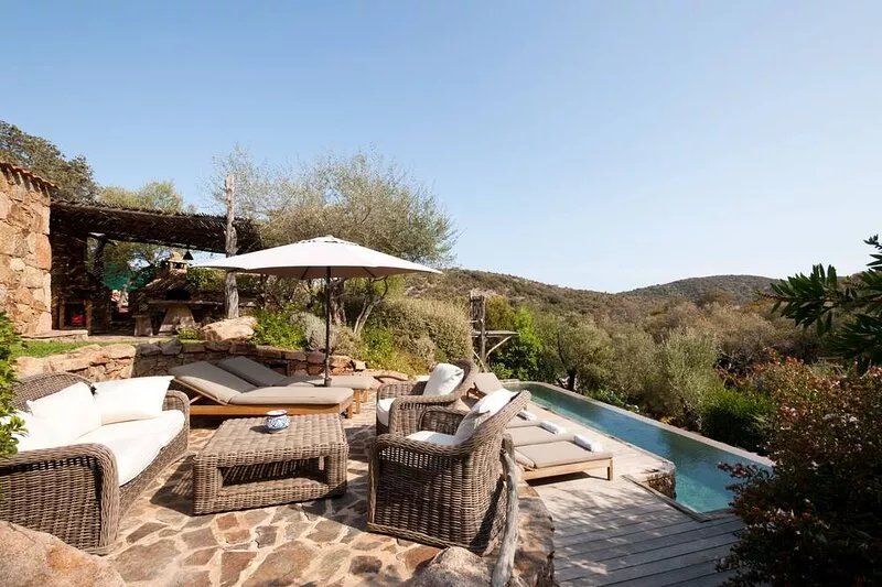 Contemporary sheepfold with private pool 5mn from Palombaggia