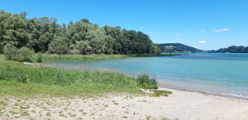 Plage De La Pointe A Morlon