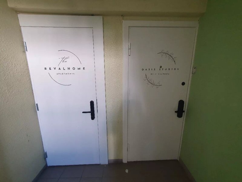 RevalHome Self Check-In Studios