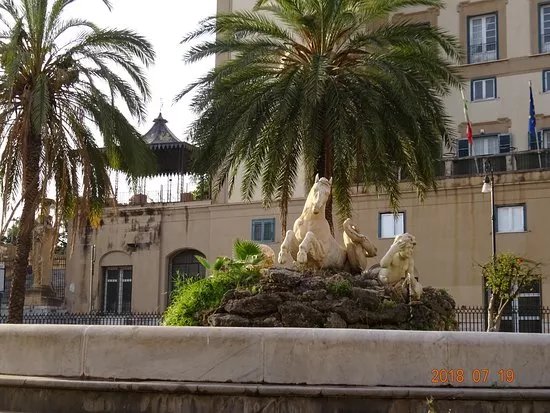 Fontana del Cavallo Marino