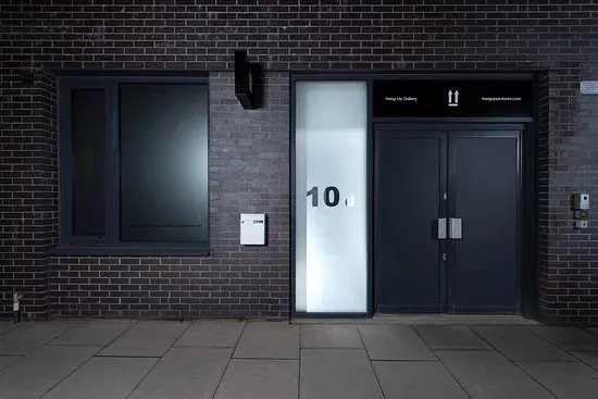 Hang-Up Gallery
