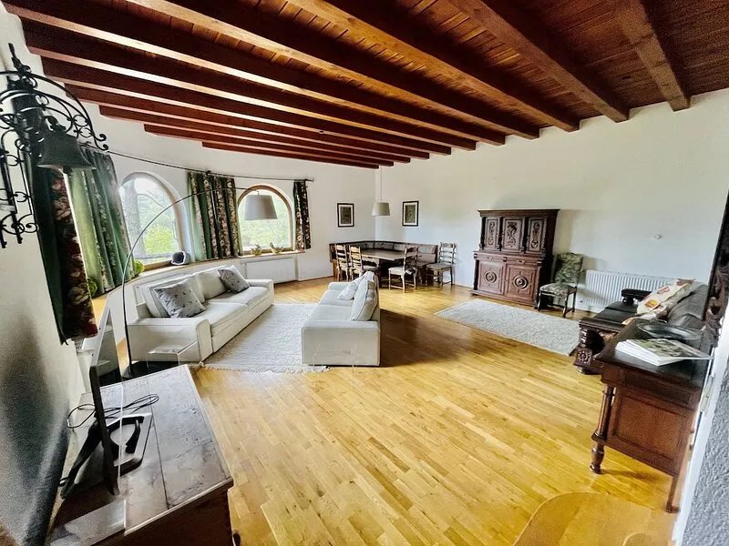 Forsthaus Zerbe / Espenschied, newly renovated with spacious garden
