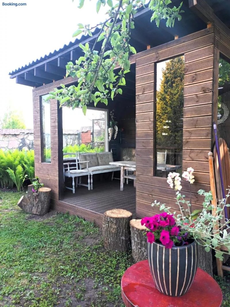 Garden View Home