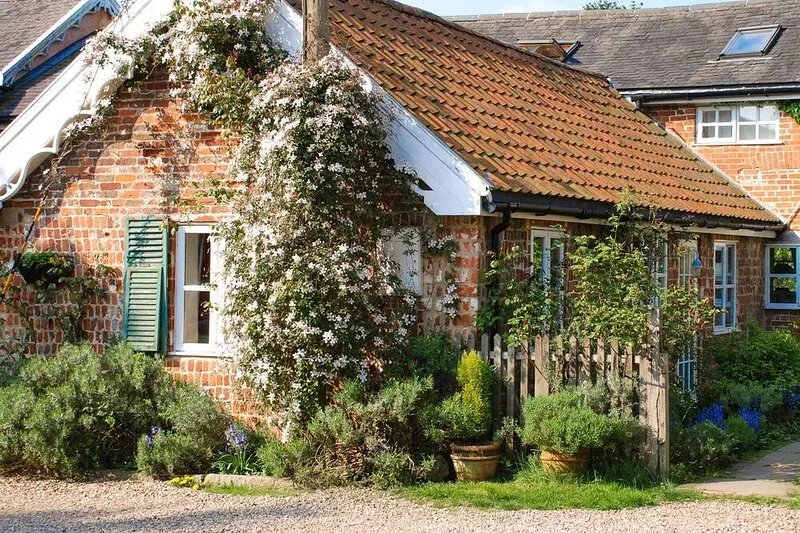 Full of style and character with a spacious loft feeling – Snow Cottage