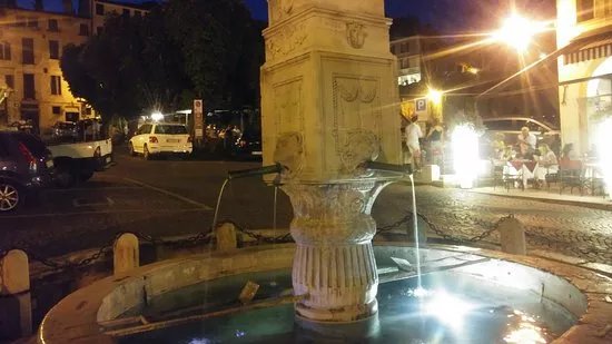 Fontana Maggiore