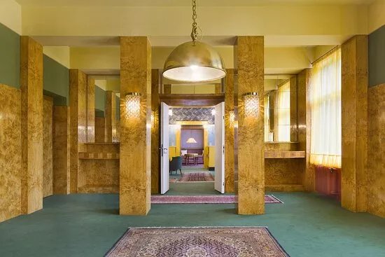 Loos Interiors Pilsen