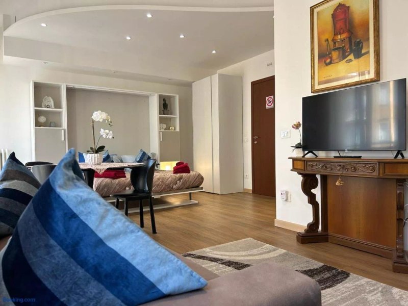 Valverde Apartments