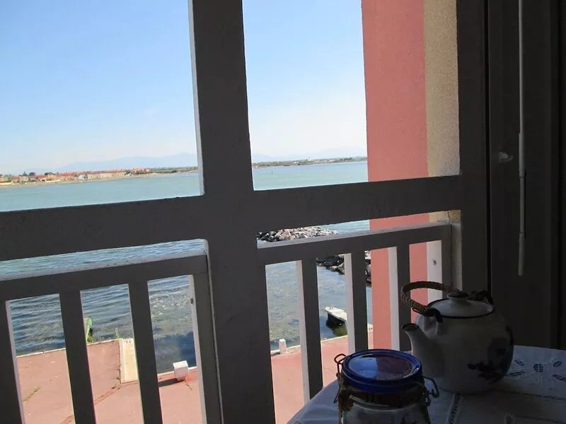New Studio Without Opposite With Beautiful View On Marine Lake