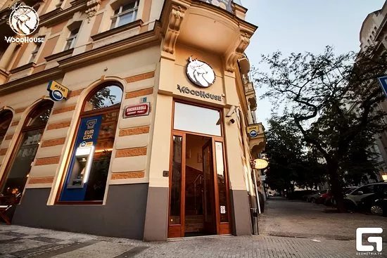 WoodHouse Lounge Vinohrady