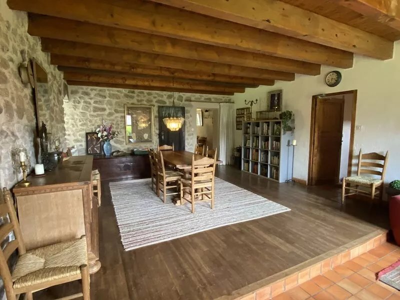 Old Stone house in a peaceful rural hamlet within walking distance to village