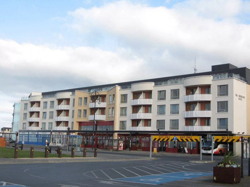 Waterfront Hotel