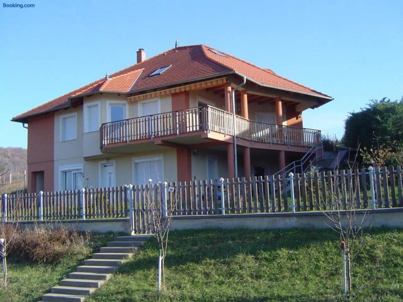 Fugefa Vendeghaz