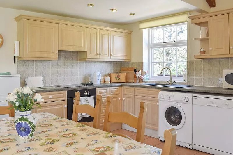 Enjoy fishing, walking, riding and golf in the Piddle Valley, just 8 miles from