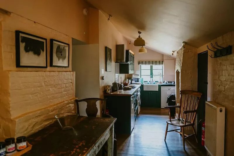 Apple Cottage - A stylish country retreat, it's the ideal getaway.