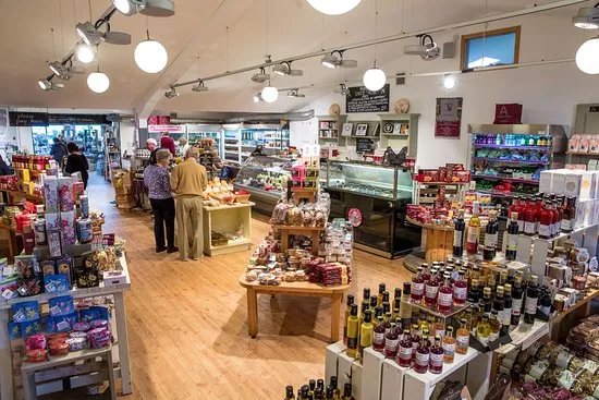 Ardardan Farm Shop, Garden Nursery, and Tearoom