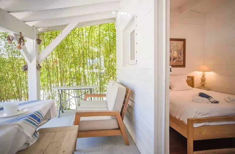 Superb peaceful villa with heated pool and jacuzzi 300 m from the beach
