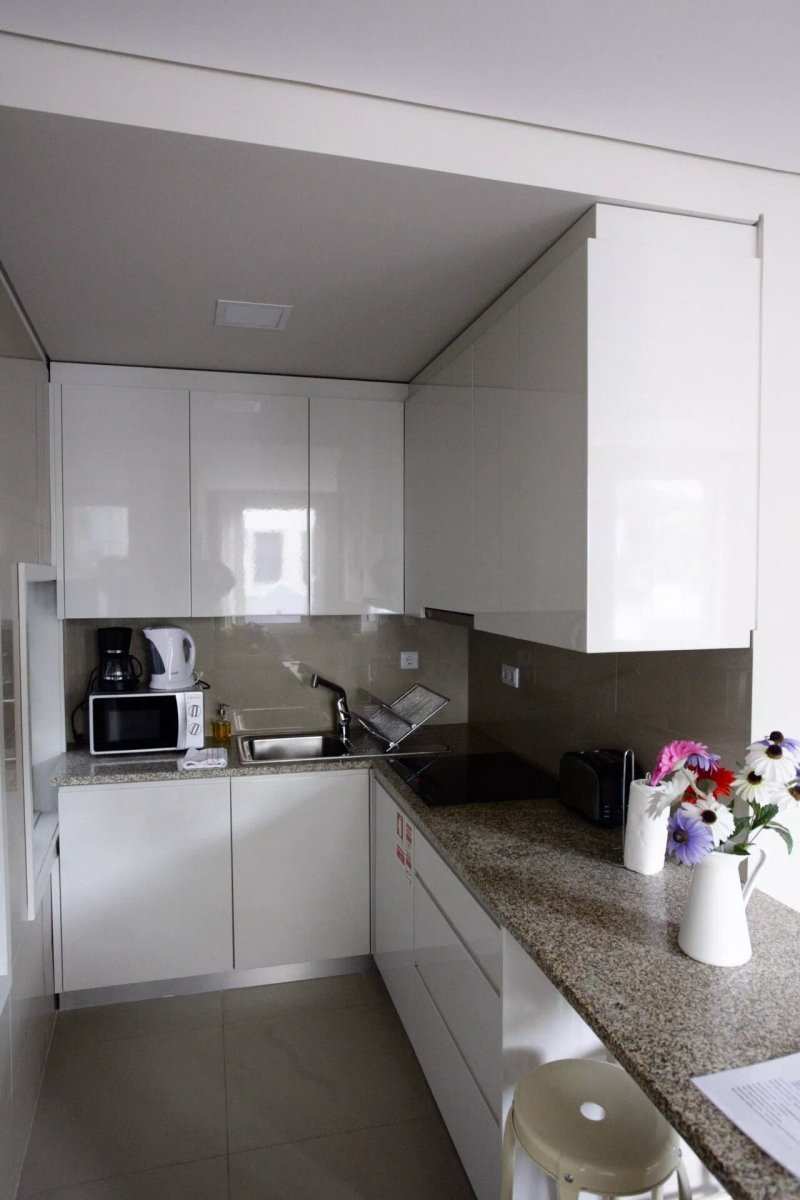 Lazaro's Garden - Downtown Apartments