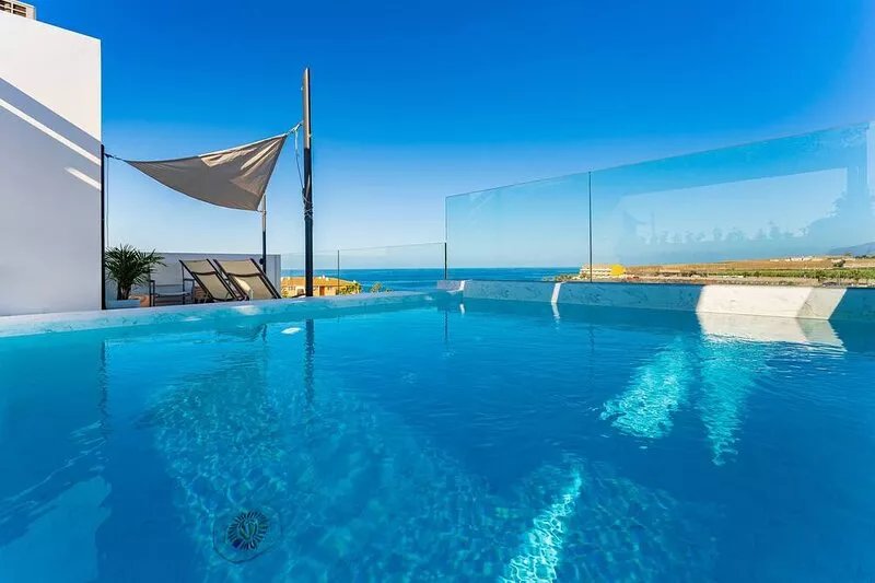 Green House - modern villa with a private rooftop pool in the south of Tenerife!