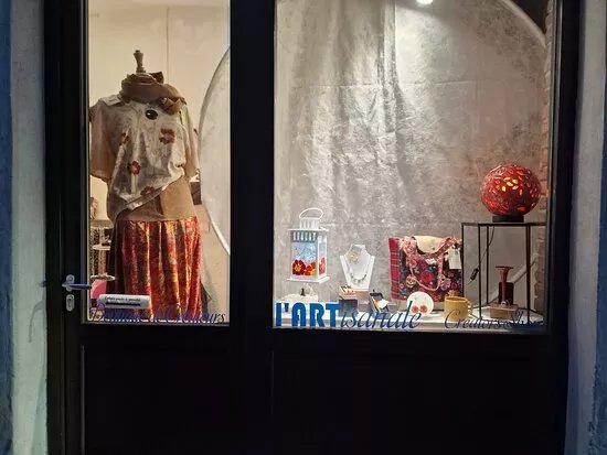 L'artisanale, Boutique De Createurs